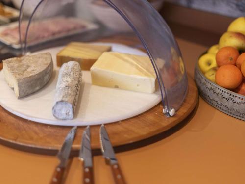 ibis Styles Chinon - main image