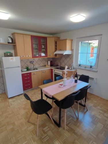 Apartment by MICHELLE, Čatež ob Savi (foto 9)
