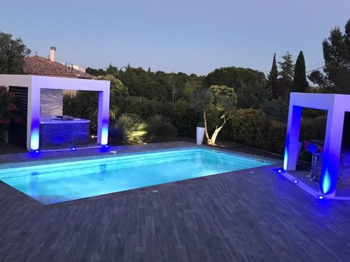 Sublime Villa with Pool and Jacuzzi - Location, gîte - Juvignac