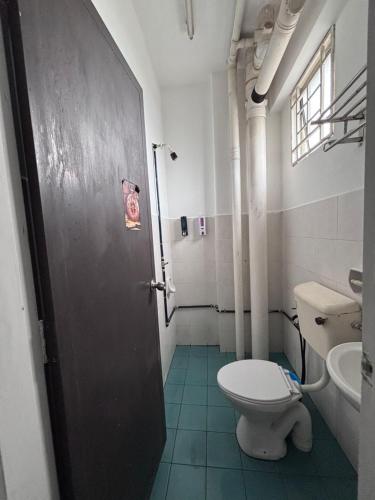 Adeeb Homestay Selayang ~ Muslim only - image 6