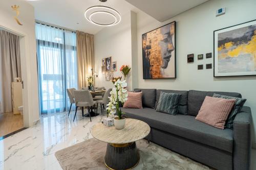 Elegant 1BR Haven - Chic Cozy Luxery Retreat – khách sạn tại Đảo Al Maryah