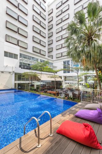 Bassein, Artotel Harmoni Jakarta	 near National Museum