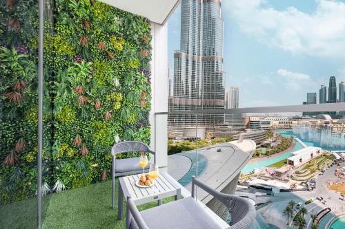 Best Burj Khalifa View 2BR Apartment In Downtown - image 8