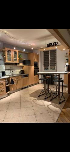 Appartement 140 m2 centre ville le Creusot - Location saisonnière - Le Creusot