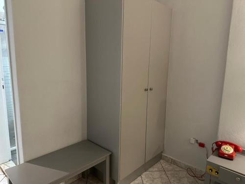 Karis Hotel - image 5