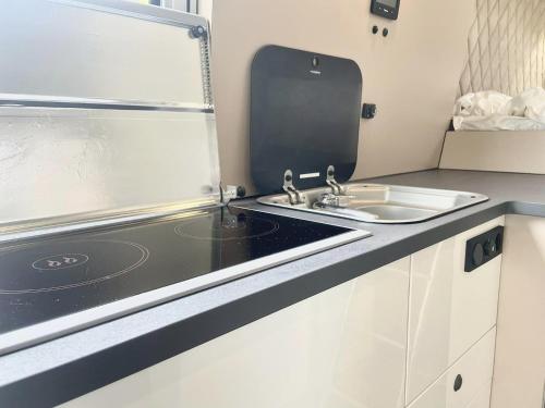 Ubytování v obytném voze (Ubytovani v obytnem voze) in Lesni Hluboke