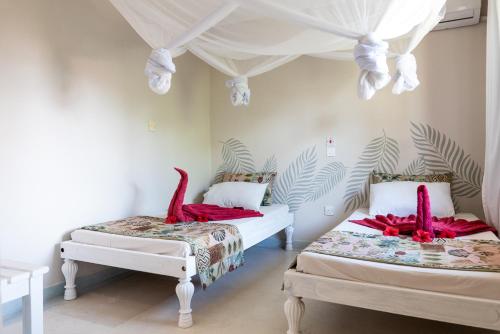 Room, family, sea view