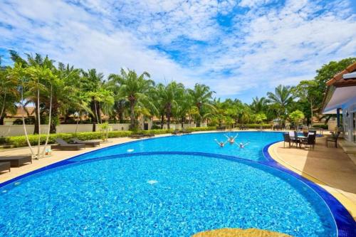 View Talay Villas - Luxury 2BR villa nr beach- 290