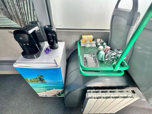 베르크 BUS aménagé pour un séjour insolite en famille (BUS amenage pour un sejour insolite en famille) 3성급 싱글룸 스위트룸