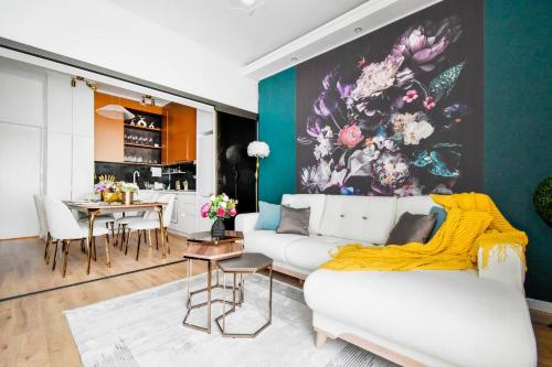 2br, 4 Baths, Terrace Steps From Sofia Landmarks, Sofia