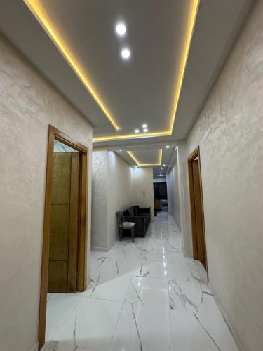 Apparemment propre pour les familles, Casablanca
