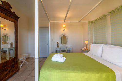 Aeolos Hotel - image 11