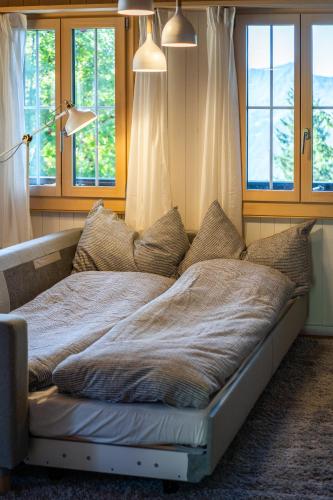Mountain Apartment - Hot Tub & Sunset Views, Аксальп (фото 8)