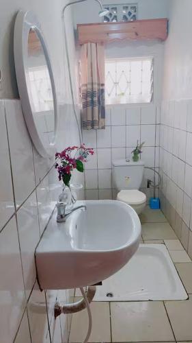 Garden House in Butare