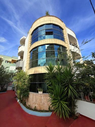 Luxury Villa Apartment with Rooftop Terrace and Free Parking