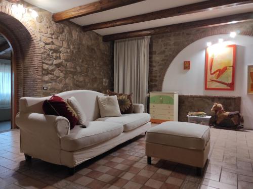 Casa vacanze con vista unica piscina & parcheggio gratis in San Leucio Del Sannio