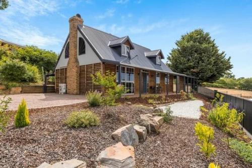 Hahndorf Log Cabin – khách sạn tại Adelaide Hills