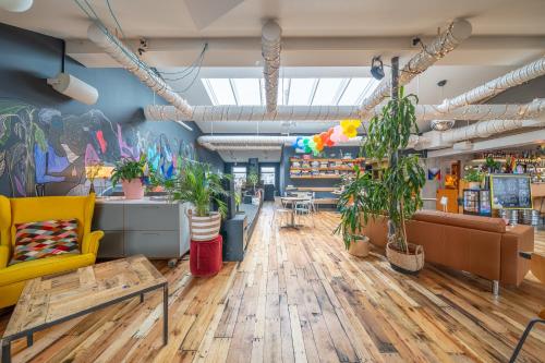 ทัศนียภาพภายนอกโรงแรม, ลอฟต์ - ไฮโฮสเทล (Loft - HI Hostel) near สนามบินเรคยาวิก