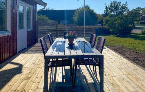 Viesnīcas āriene, 5 Bedroom Awesome Home In Löttorp (5 Bedroom Awesome Home In Lottorp) in Mellböda