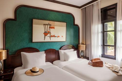 2 twin beds