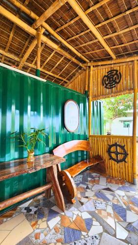 Tez's Backpacking Lodge in มาเรีย