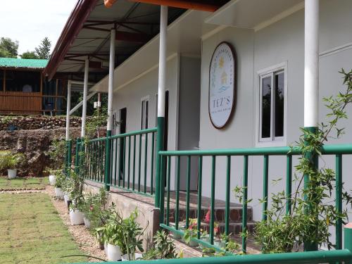 Tez's Backpacking Lodge in มาเรีย