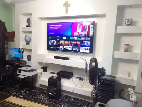 Cozy Flat 5 Minutes To Beach in Lakka