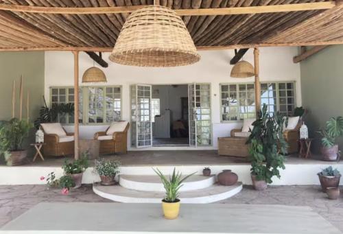 Iekārtas, Giraffe Eco Cottage in Monduli