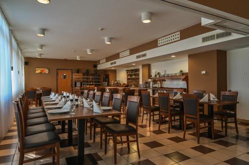 Restaurant, Hotel Opal Superior - Adults Only in Gyongyos