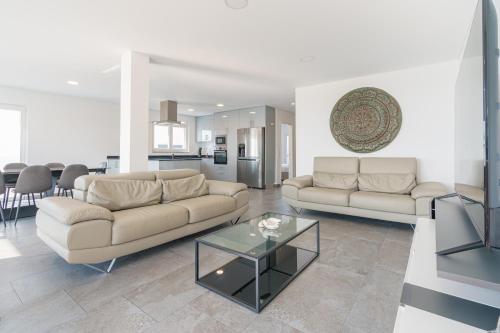 ห้องครัว, Villa Zen with sea view and private pool in ปรายา ดา อเรย์อา บรังกา
