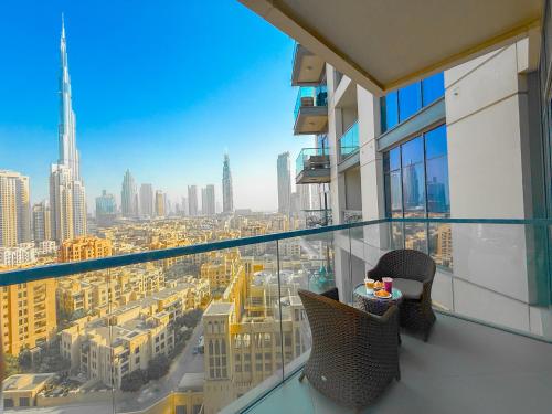 Burj Khalifa Panoramic view-1BR4 guests Downtown 