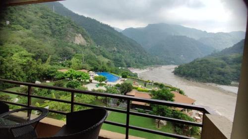 Aloha 1 & 2 BHK with Infinity Pool, Rishikesh (foto 5)