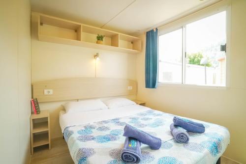 Happy Camp Mobile Homes in Camping Karavomilos Beach in Kefalonia