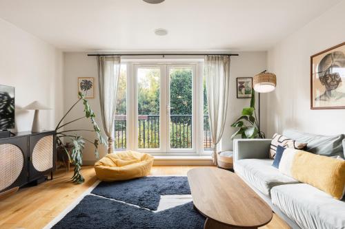 Cosy 2BR Home with Garden and Balcony near Greenwich gîte à louer Tanners Hill Junction