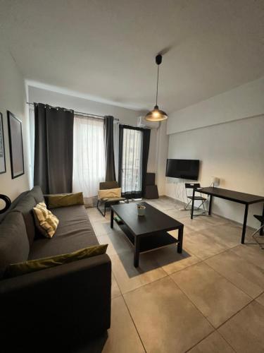 Ælis Suites in Psyrri - Rooftop Access & Acropolis View - image 12