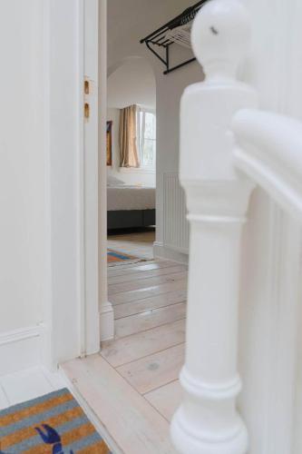 Cozy Hideaway Near the Heart of Antwerp, Amberes (foto 10)