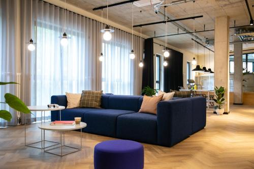 Jagatud salong / TV-ala, STAYERY Bochum Ehrenfeld am Schauspielhaus in Bochum