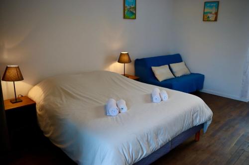 Chambre d'hôtes rénovée du XVIII ème (Chambre d'hotes renovee du XVIII eme) in Saint-Aubin-la-Plaine