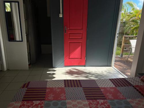 Appartement confortable à Baie-Mahault, 35 m² avec terrasse (Appartement confortable a Baie-Mahault, 35 m² avec terrasse) in Μπαϊ-Μαχαουλτ