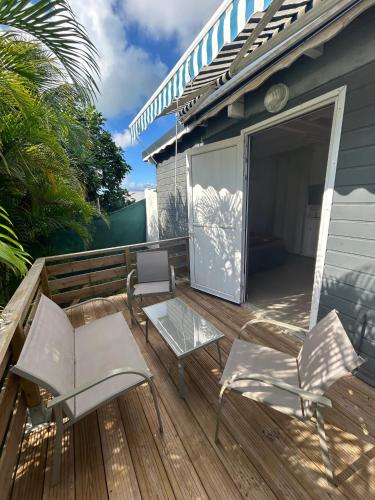 Μπαλκόνι/βεράντα, Appartement confortable à Baie-Mahault, 35 m² avec terrasse (Appartement confortable a Baie-Mahault, 35 m² avec terrasse) in Μπαϊ-Μαχαουλτ