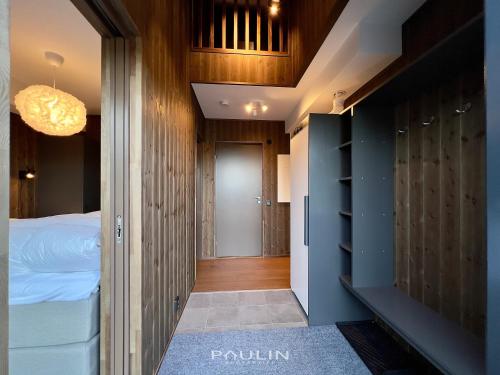 Lindvallen Ski Resort Pool and Padel - Sauna - 6 Guests in Селен