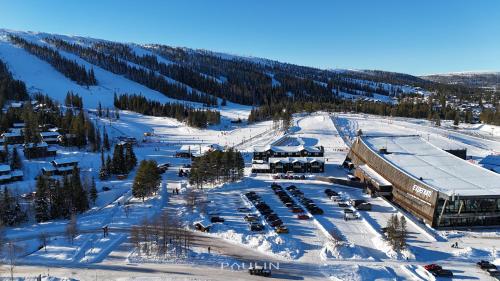Lindvallen Ski Resort Pool and Padel - Sauna - 6 Guests in Salen