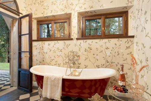Зручності, Fattoria di Vegi in Кастелліні в К'янті
