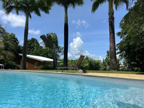 Swimming pool, Sanoa lodge - Bungalow Climatise in Baie-Mahault