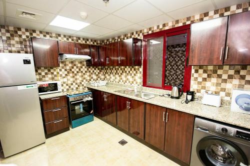 Fully Furnished Brand new 1BHK at Warsan, Dubai (Foto 6)
