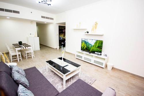 Fully Furnished Brand new 1BHK at Warsan, Dubai (Foto 8)