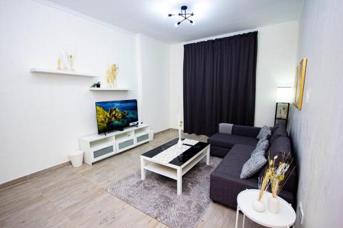 Fully Furnished Brand new 1BHK at Warsan, Dubai (Foto 9)