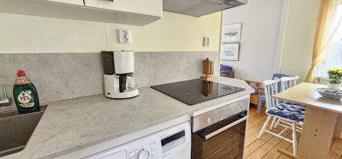 Cottage on Mjörn only 300m from the sea SE09115 (Cottage on Mjorn only 300m from the sea SE09115) in Apelgarden