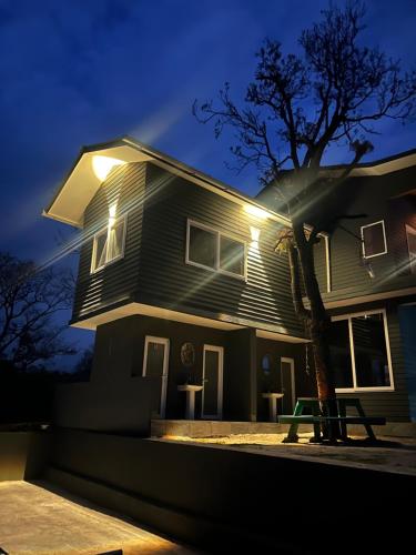 Mansimble Tea Estate Lodge & Camp in Kasoti