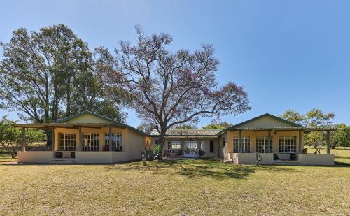 . Geelhoutkop Farm